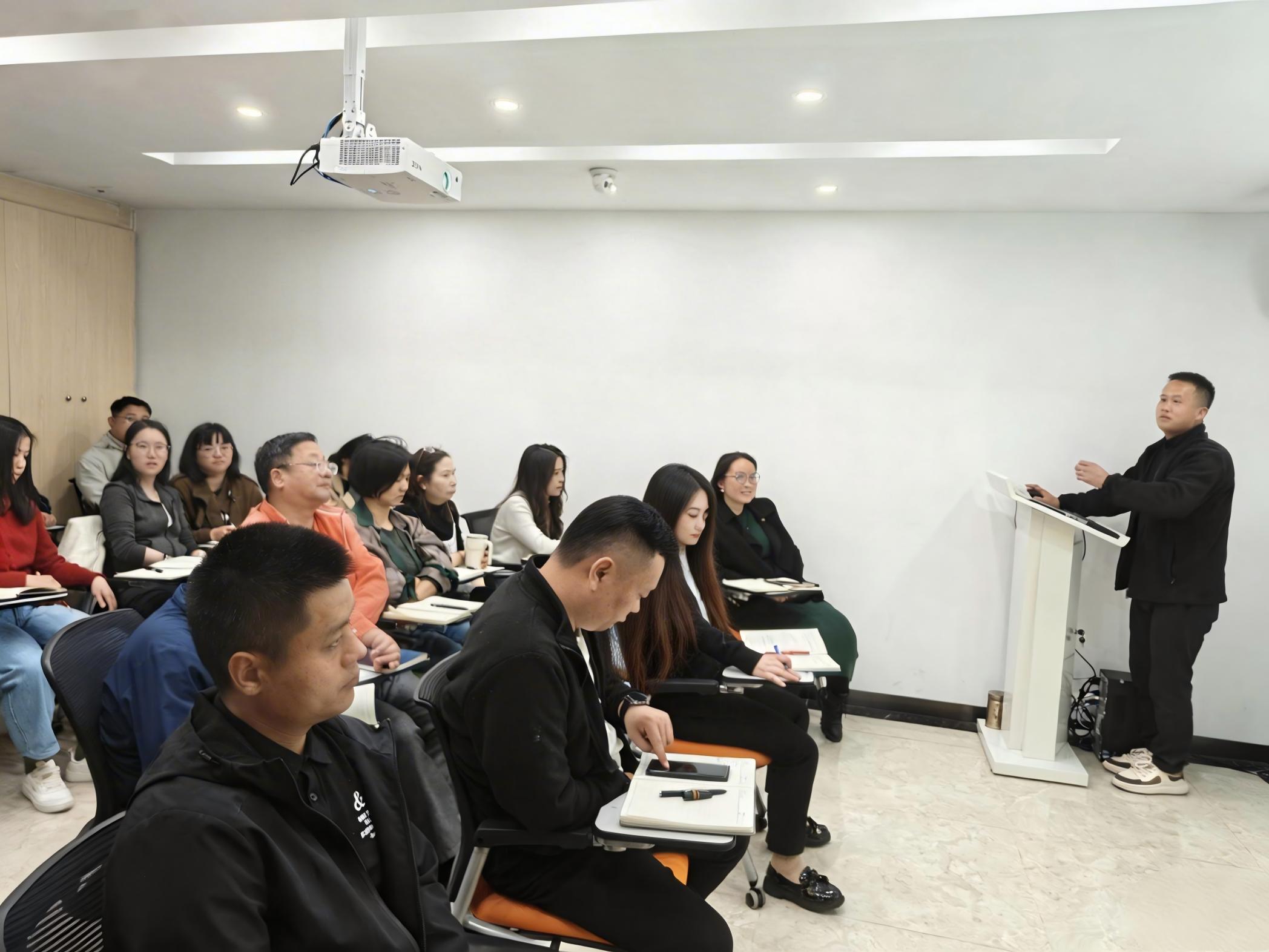 S36沙龙会 - 要玩就玩沙龙会 - 官方